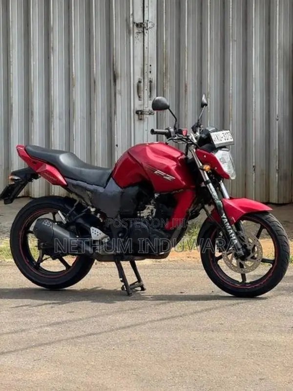 Yamaha FZS V1 2012