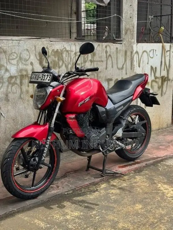 Yamaha FZS V1 2012