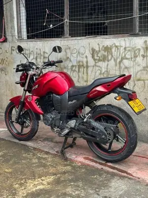 Yamaha FZS V1 2012