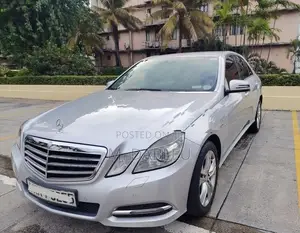 Mercedes Benz E200 2011