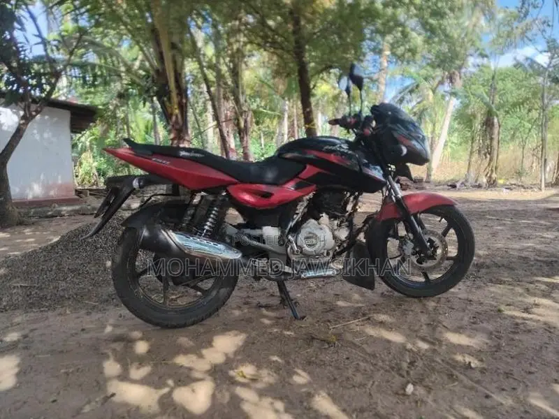 Bajaj Pulsar 150 2016