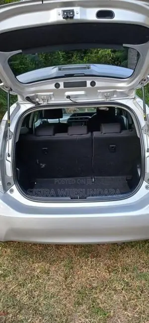 Toyota Aqua 2012