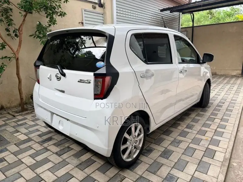 Daihatsu Mira 2026
