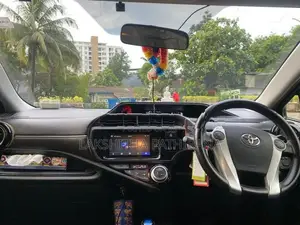 Toyota Aqua 2015
