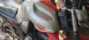 Yamaha FZ S 2011