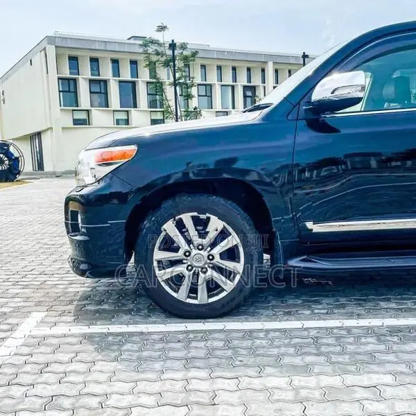 Toyota Land Cruiser Sahara ZX V8 2015