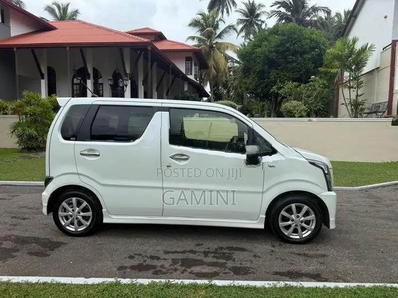 Suzuki Wagon R Stingray 2018