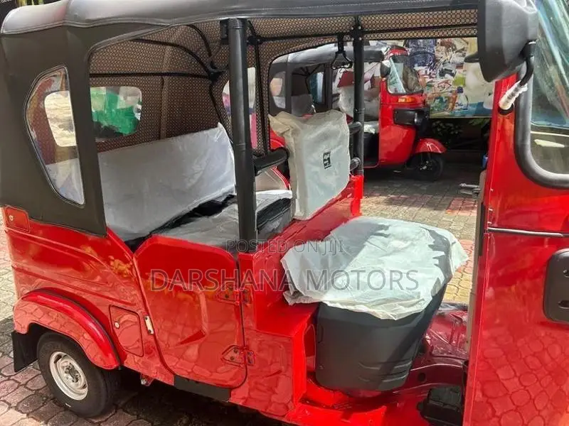 Bajaj RE 2026