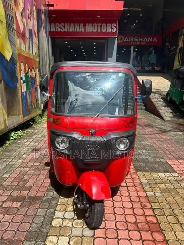 Bajaj RE 2026