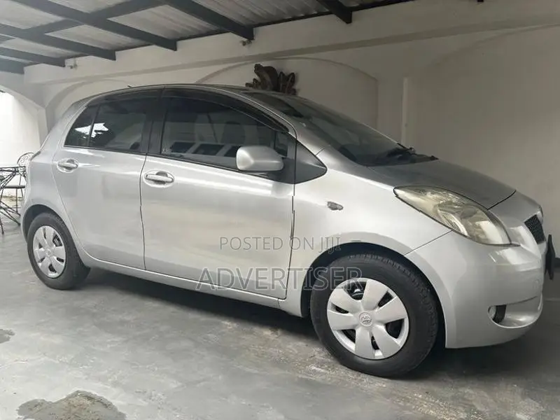 Toyota Vitz 2007