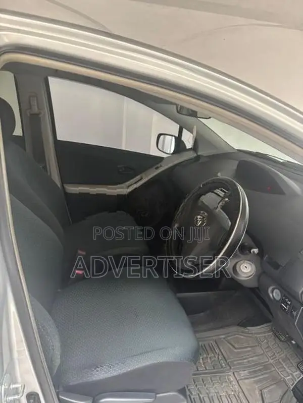 Toyota Vitz 2007