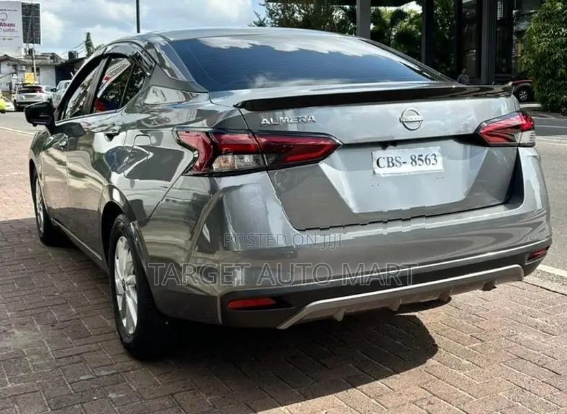 Nissan Almera 2025
