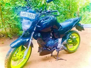 Yamaha FZ 1 Vz v1 2010