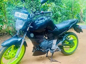 Yamaha FZ 1 Vz v1 2010
