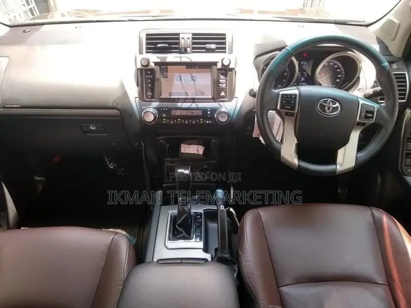 Toyota Land Cruiser Prado TRJ 150 TX 2016