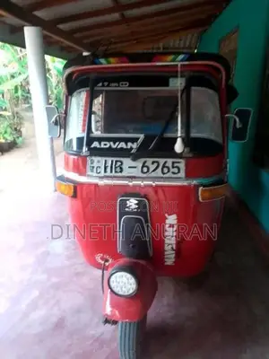 Bajaj RE 2010