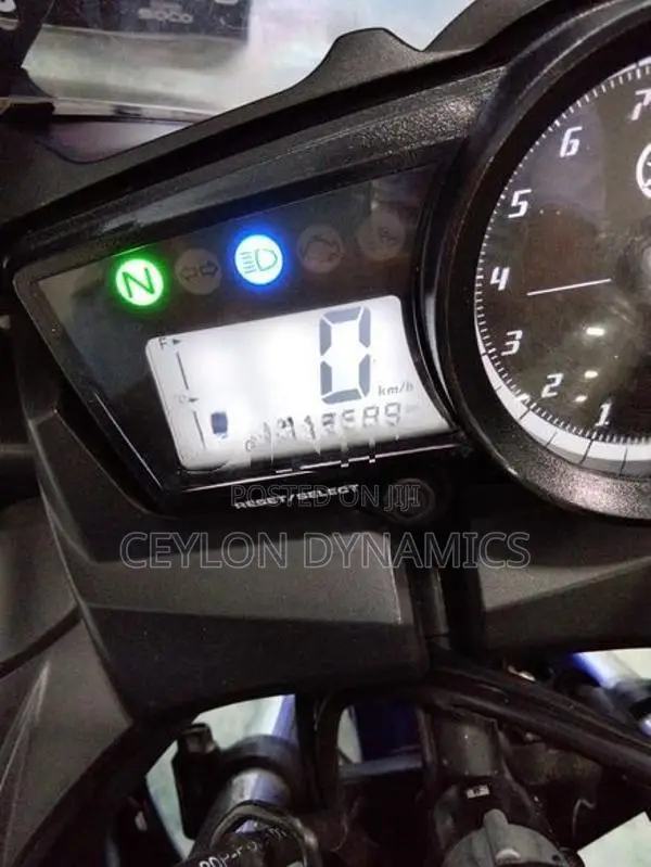 Yamaha R15 2016