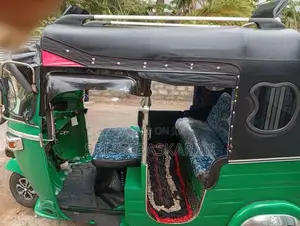 Bajaj RE 2013