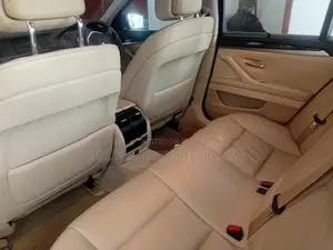 BMW 520i 2011