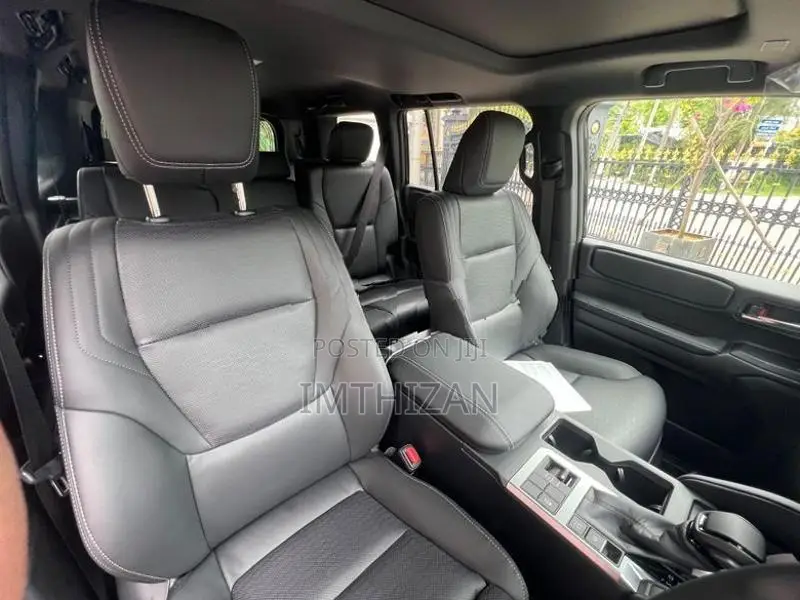 Toyota Land Cruiser Prado LC250 VX B/New 2026