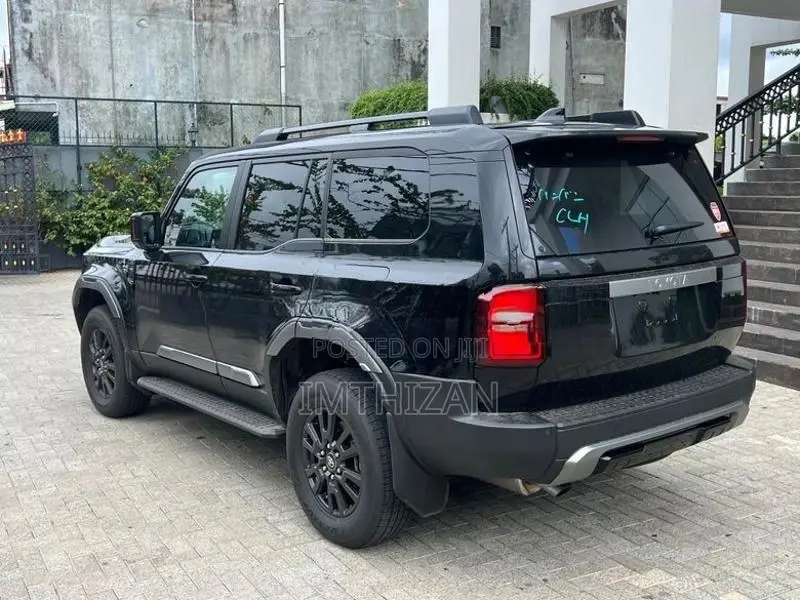 Toyota Land Cruiser Prado LC250 VX B/New 2026