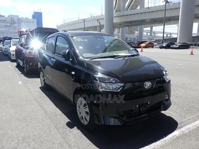 Daihatsu Mira ES X SA3 2025