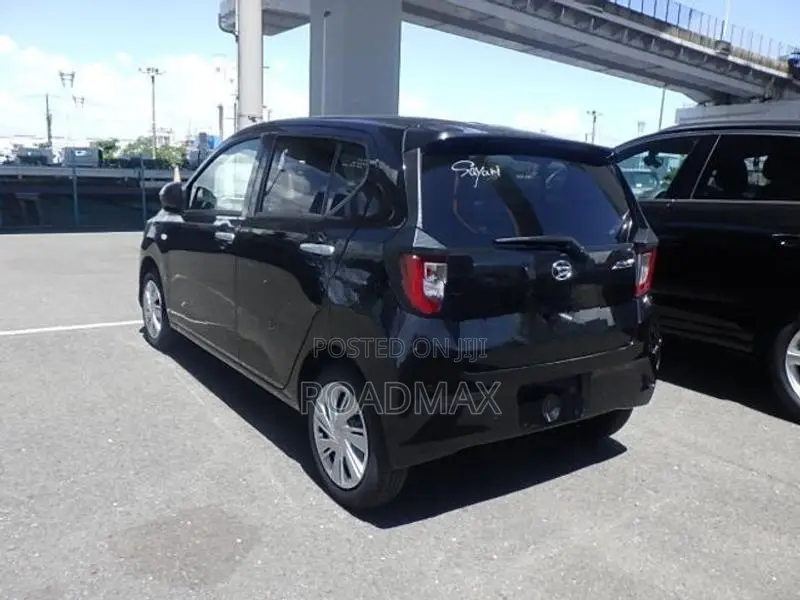 Daihatsu Mira ES X SA3 2025