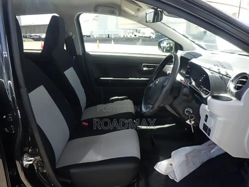 Daihatsu Mira ES X SA3 2025