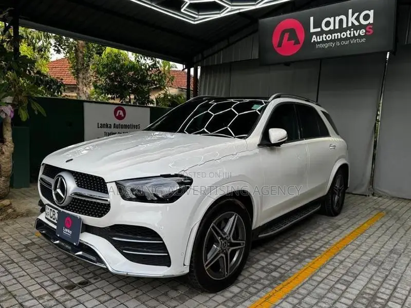 Mercedes Benz GLE 300D 4MATIC AMG Line 2019
