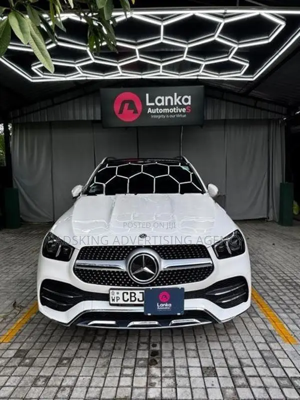 Mercedes Benz GLE 300D 4MATIC AMG Line 2019
