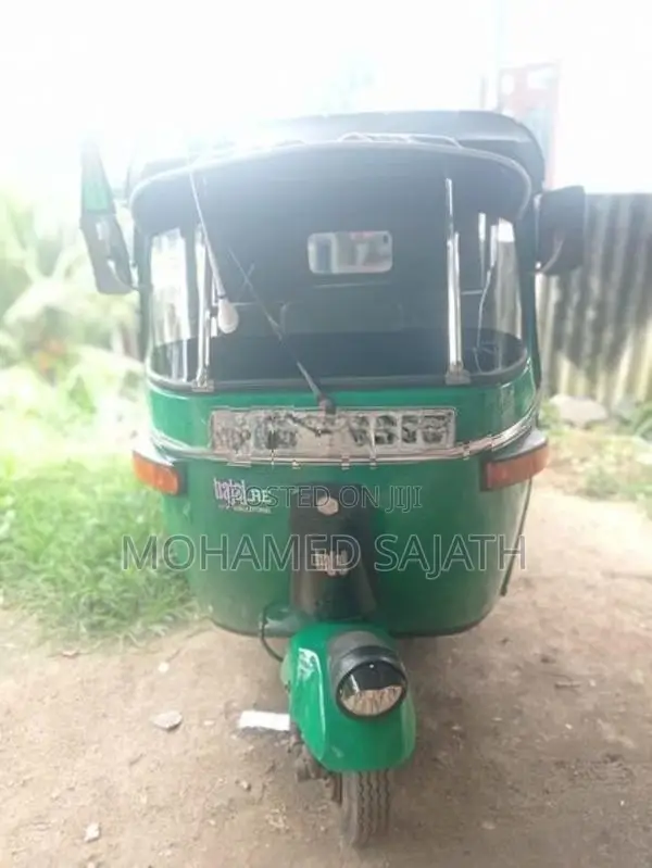 Bajaj RE 2003