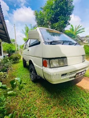 Nissan Vanette 1991