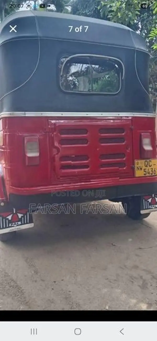 Bajaj RE 2005