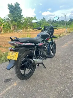 Bajaj Discover 2018