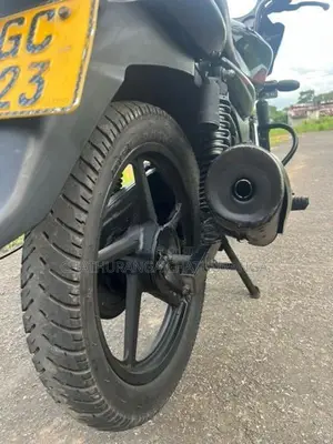 Bajaj Discover 2018