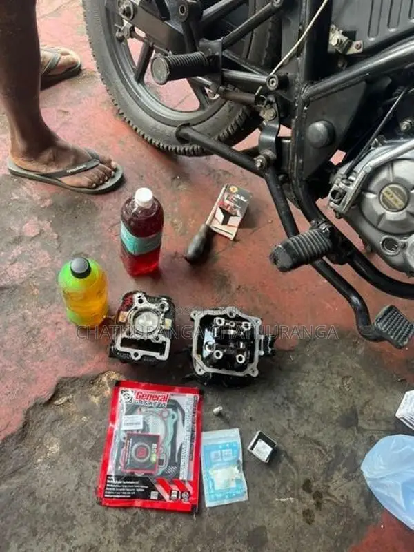Bajaj Discover 2018