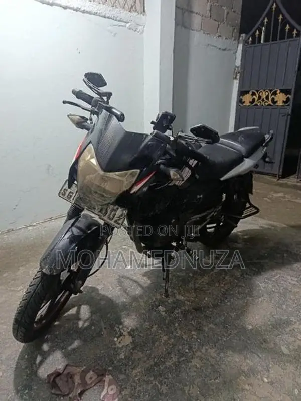 Bajaj Pulsar 135 2011