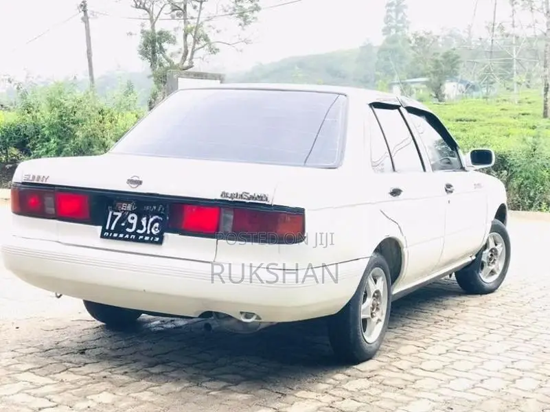 Nissan Sunny 1991