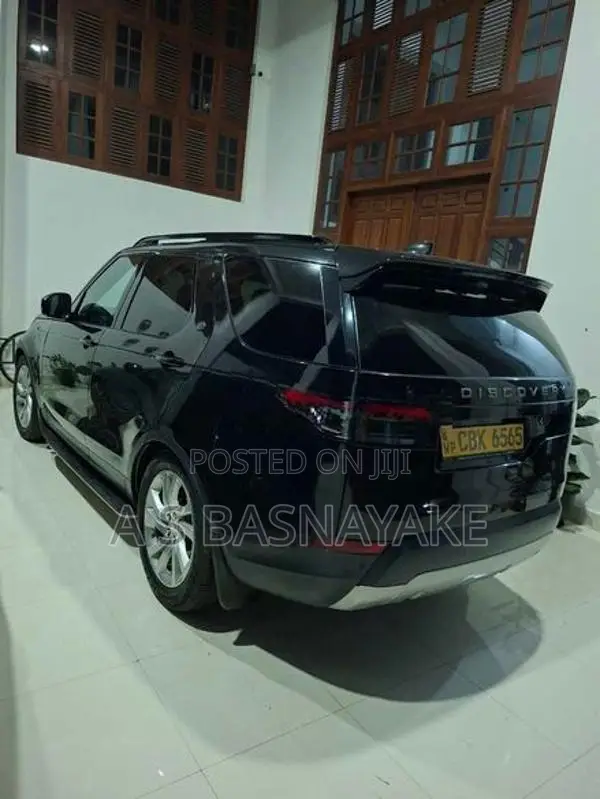 Land Rover Discovery 2017