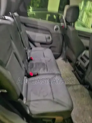 Land Rover Discovery 2017