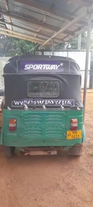Bajaj RE 2011