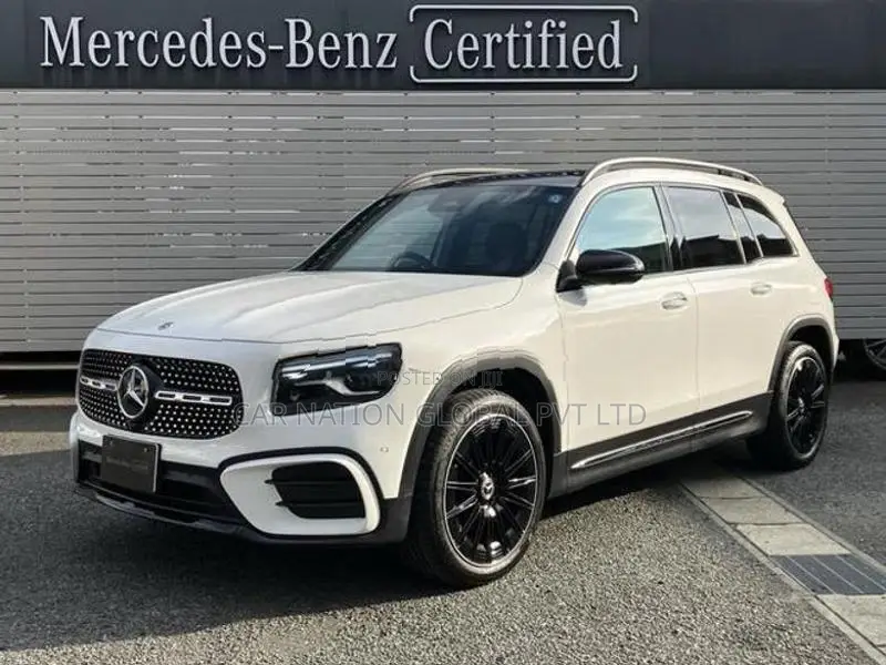 Mercedes Benz GLB 180 Urban Stars AMG 2025