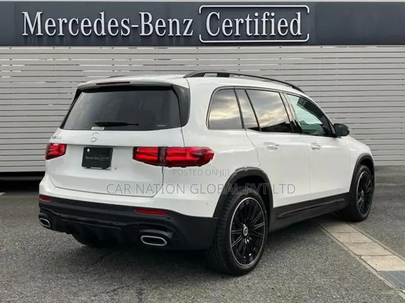 Mercedes Benz GLB 180 Urban Stars AMG 2025