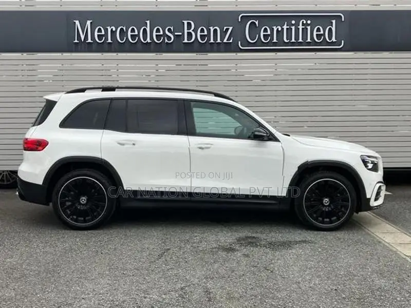 Mercedes Benz GLB 180 Urban Stars AMG 2025