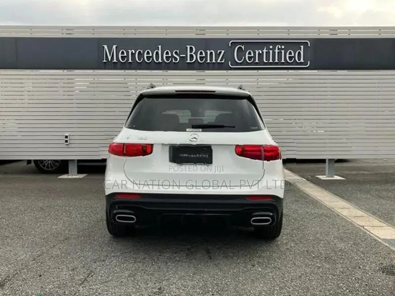 Mercedes Benz GLB 180 Urban Stars AMG 2025