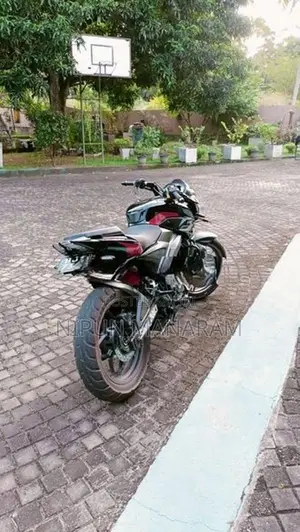 Bajaj Pulsar NS200 2026