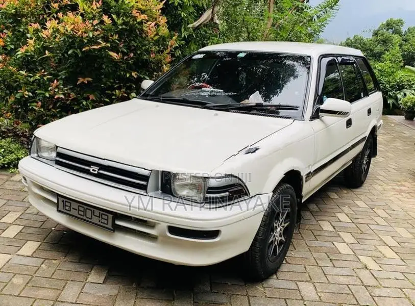Toyota Corolla 1990