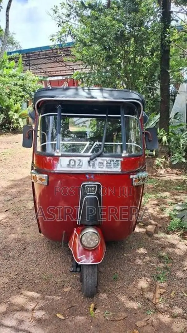 Bajaj RE 2008