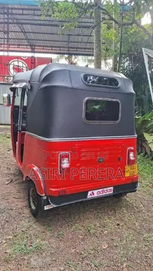 Bajaj RE 2008