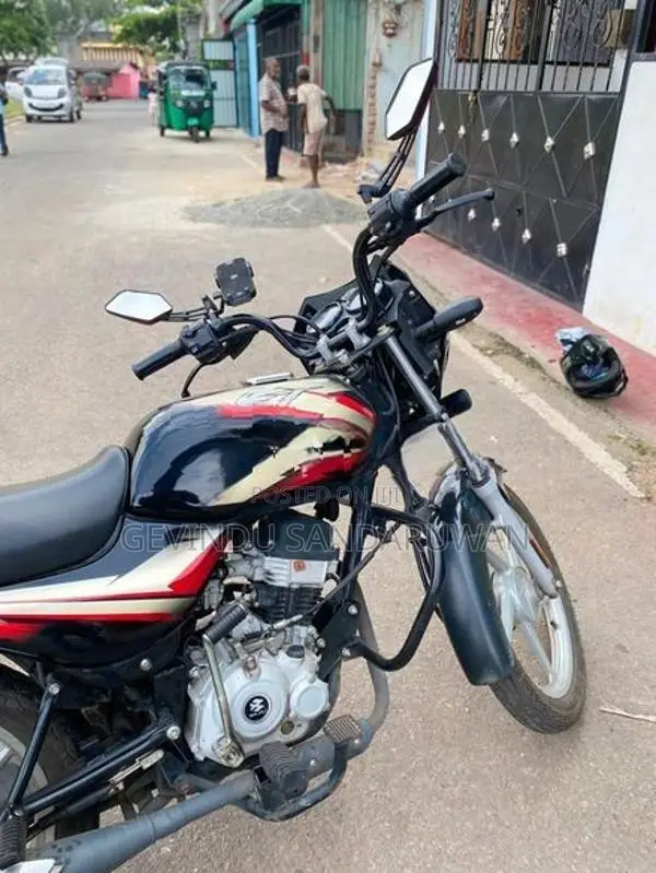 Bajaj CT100 ES 2025